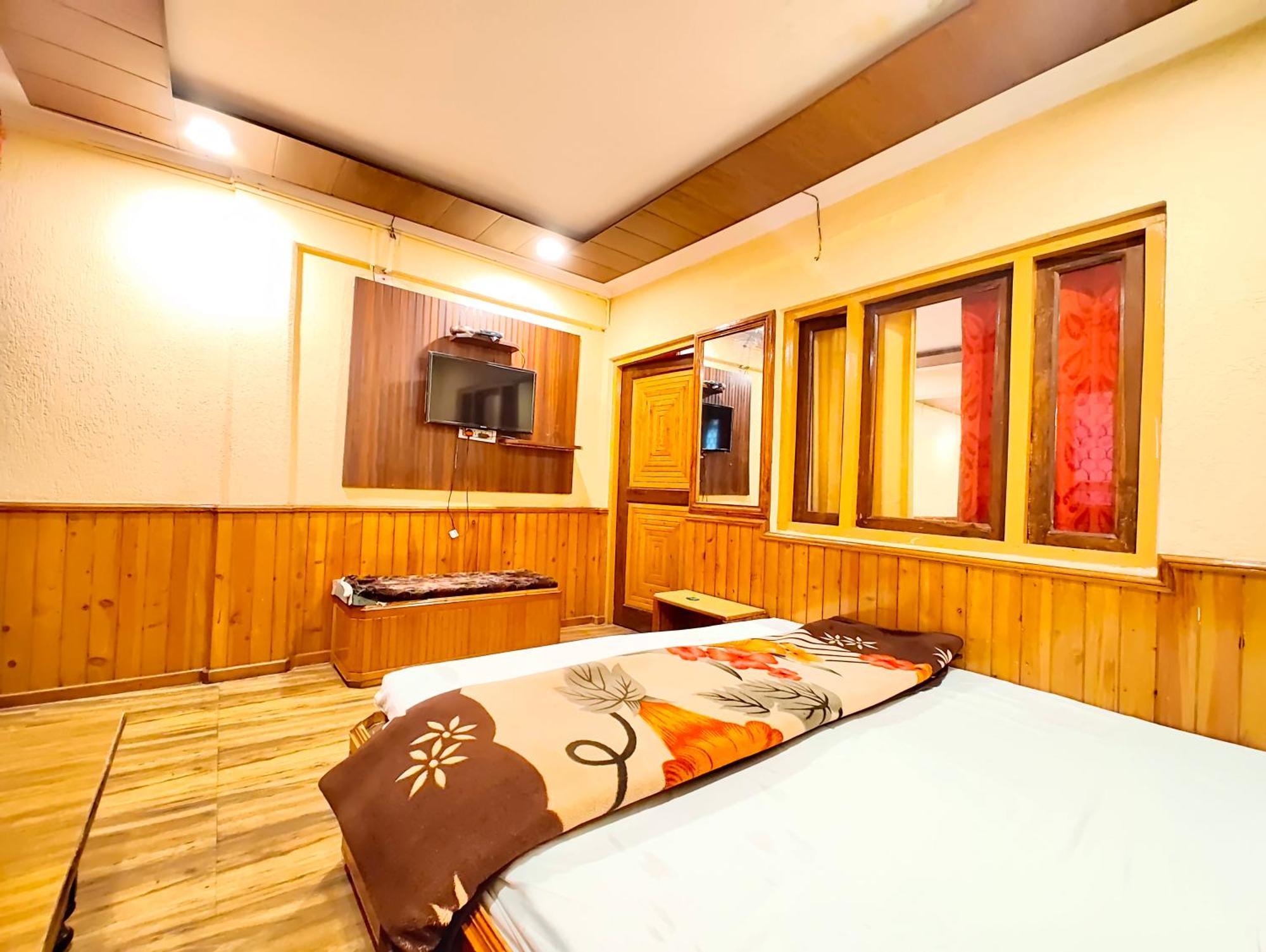 Hotel Shalimar The Mall Road Nainital Zewnętrze zdjęcie